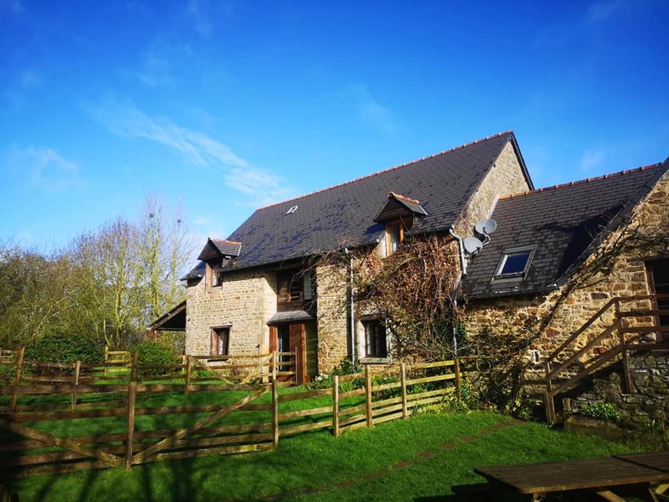Chambres D'Hotes Ferme De La Baie Roz-sur-Couesnon Esterno foto